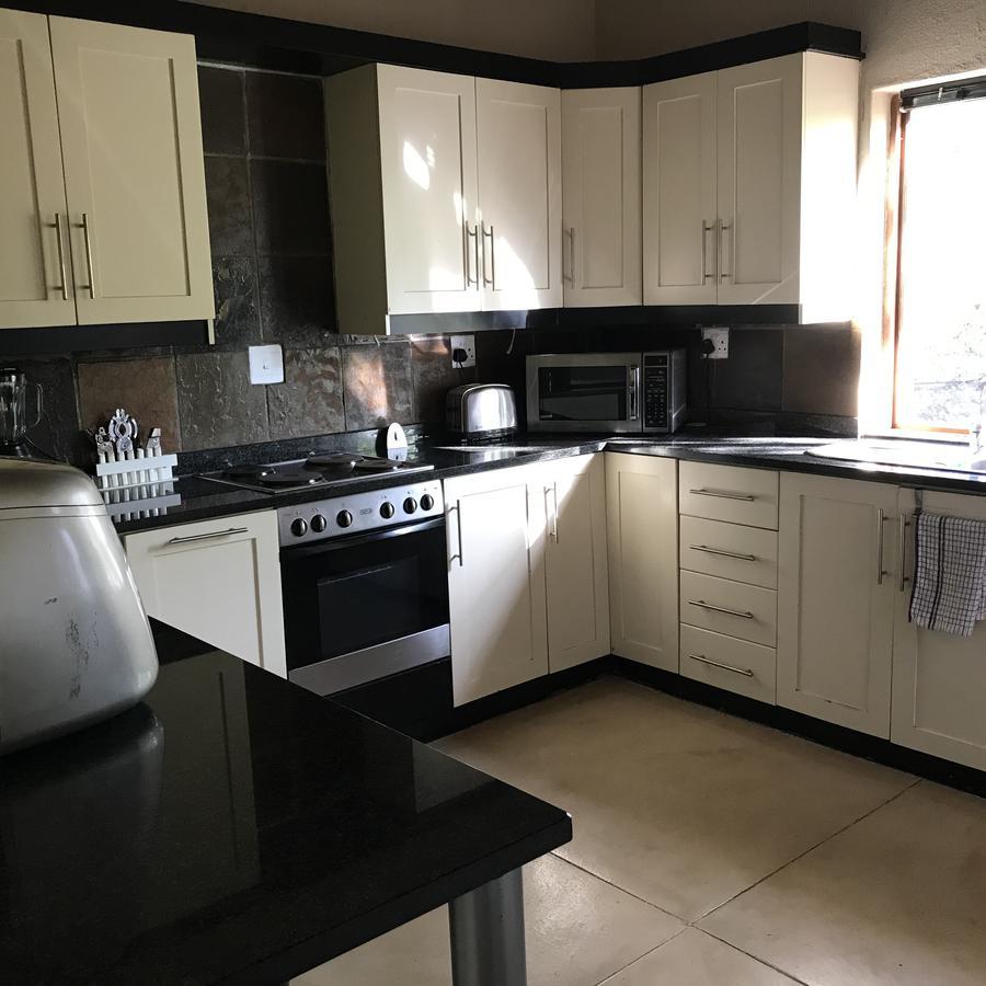 Leadwood Lodge Hoedspruit Eksteriør billede